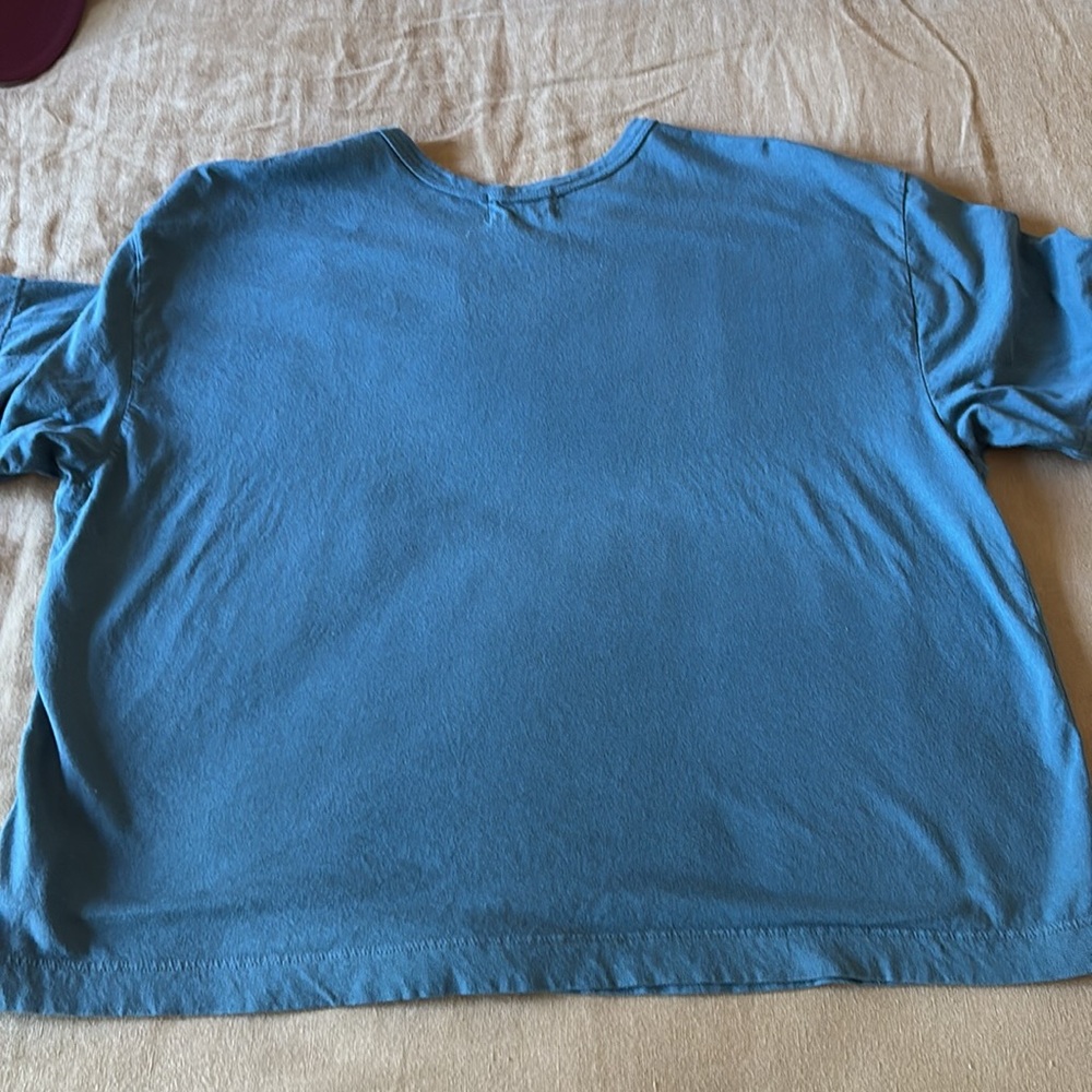 Graphic Tee - Picture 5 of 9